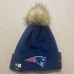 NWT New Era New England Patriots Knitted Beanie with Faux Fur